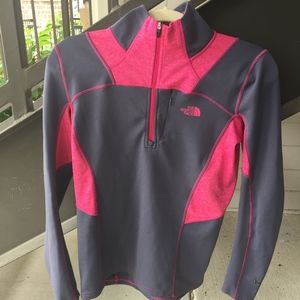 The North Face Women's Small Pull-Over